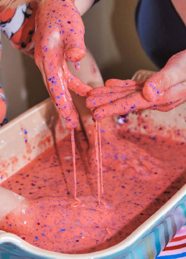 4 Ingredient Valentine Oobleck With Glitter