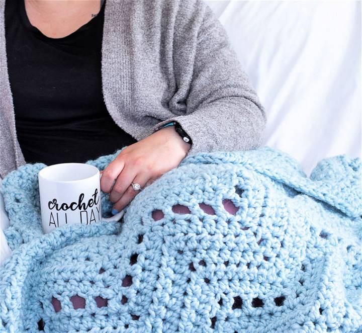 Chunky Crochet Ripple Blanket Pattern