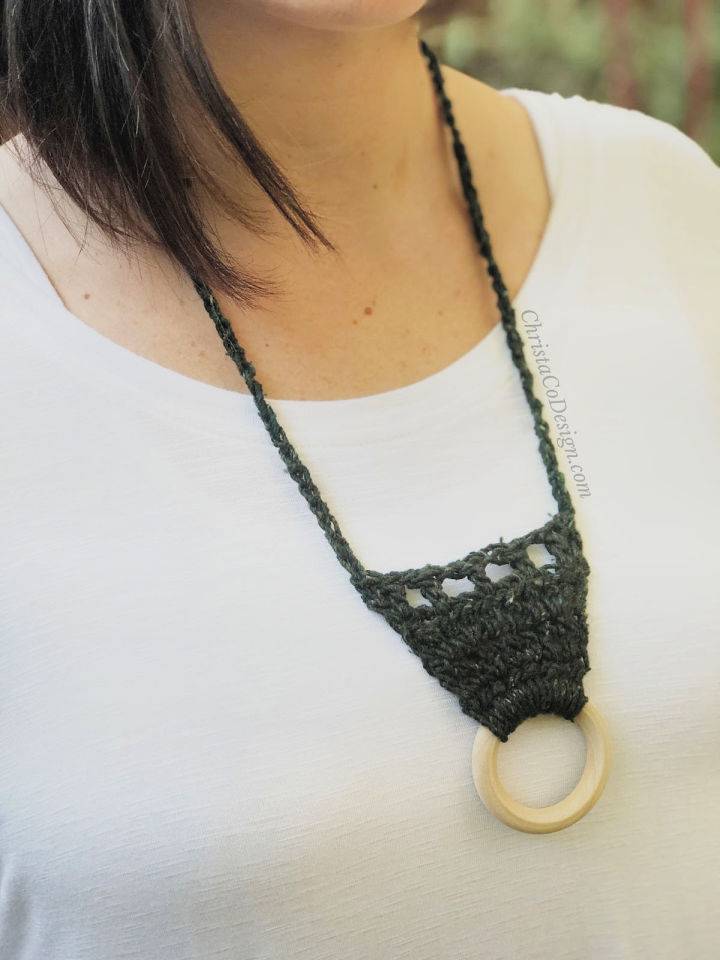 Crochet Mia Necklace Design Free Pattern