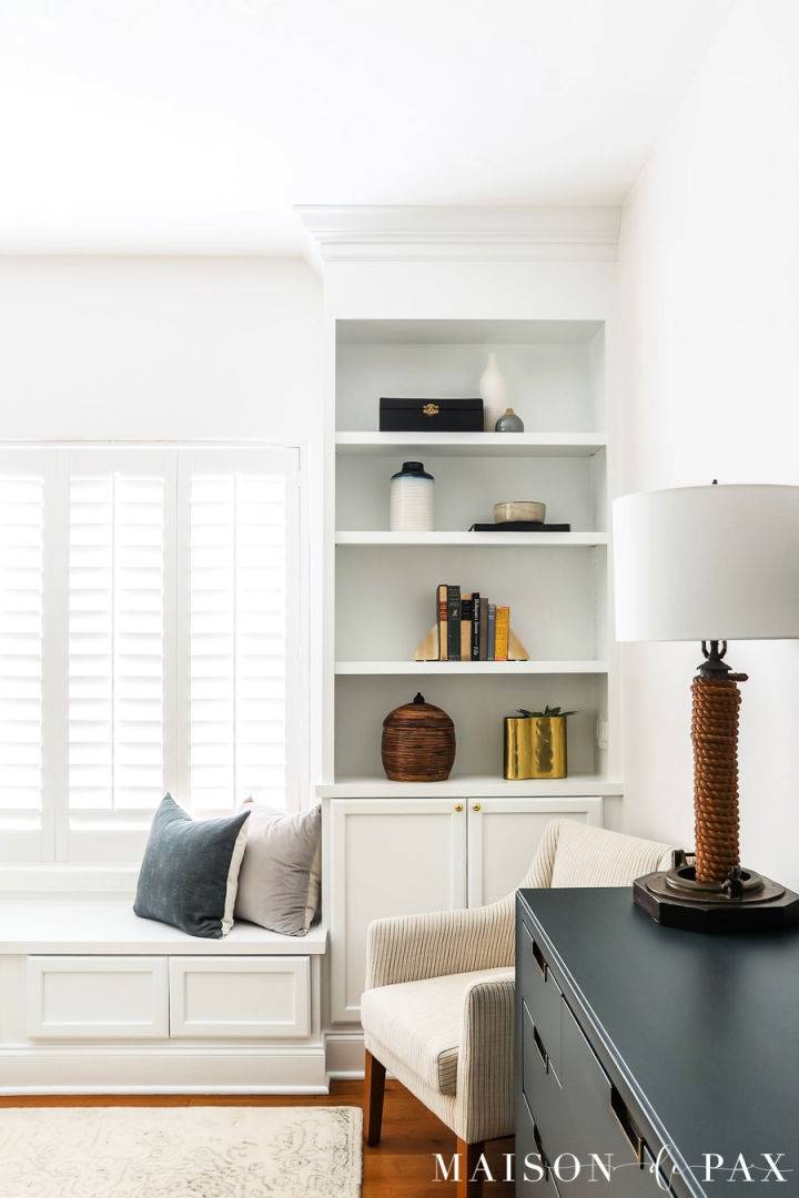 DIY Bedroom Window Seat With Bookcases