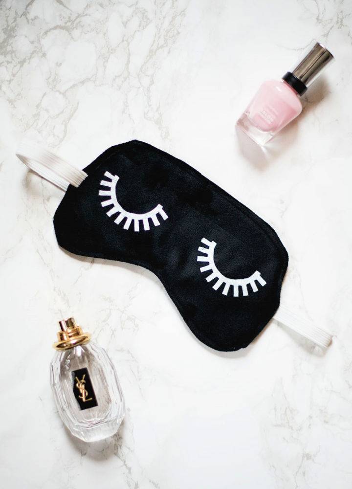 Do It Yourself Velvet Sleep Mask