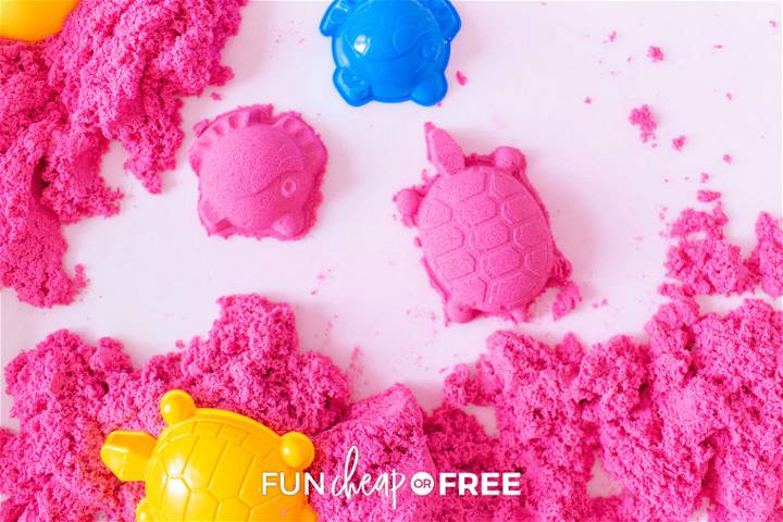 Easy DIY Kinetic Sand 