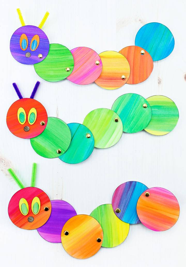 Easy Wiggling Paper Caterpillar Craft