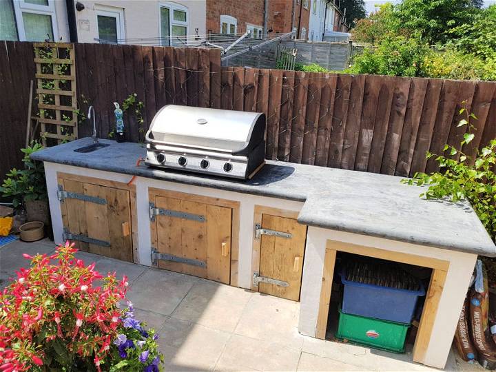 Framing an Outdoor Kitchen