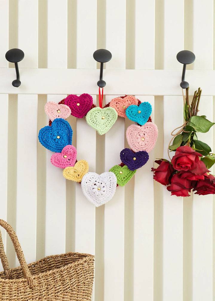 Free Crochet Hearts Wreath Pattern