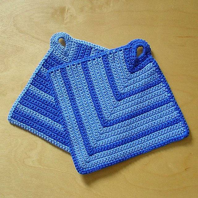 Free Crochet Pattern for Potholder