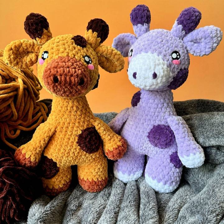 Gorgeous Crochet Gwen the Giraffe Pattern