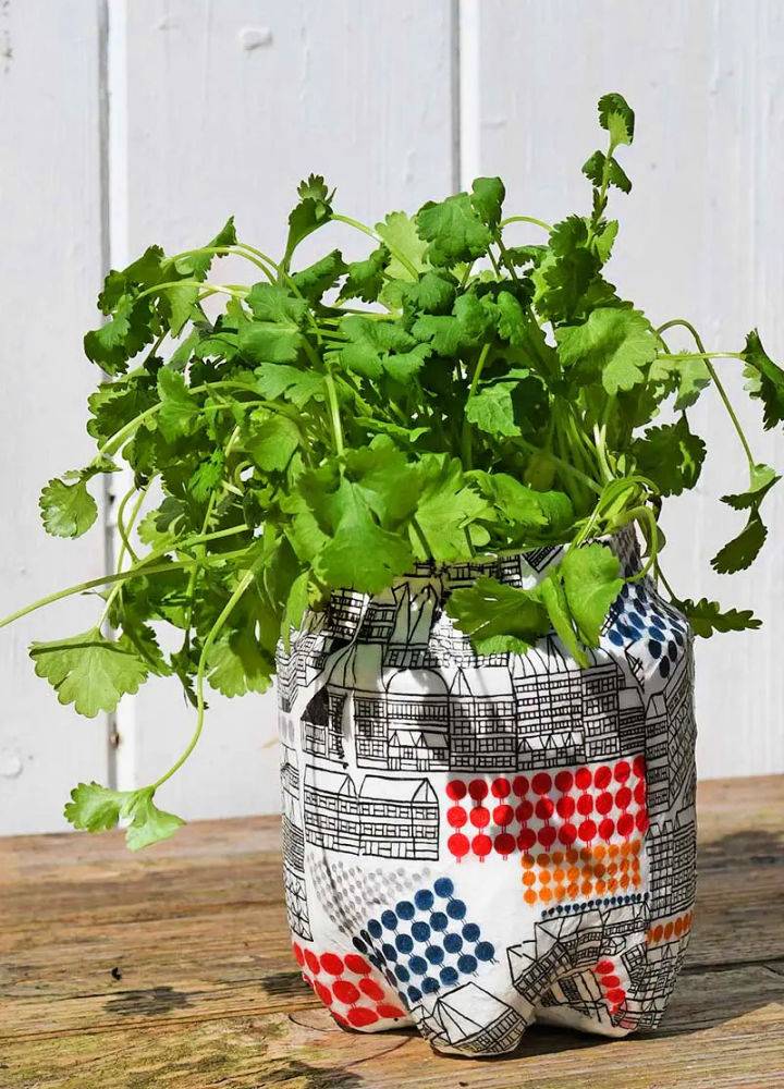 Handmade Paper Mache Planters Using Plastic Bottle