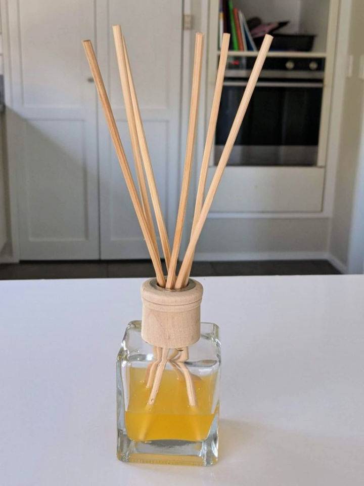 How to Make a Reed Diffuser