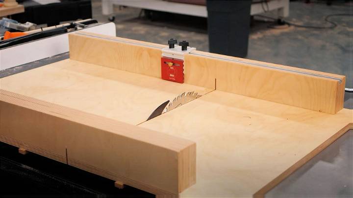 Make an Ultra Square Crosscut Sled