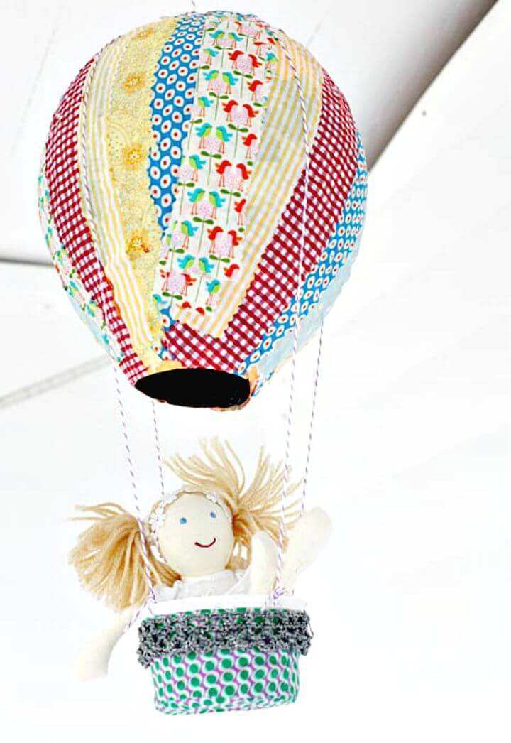 DIY Paper Mache Hot Air Balloons