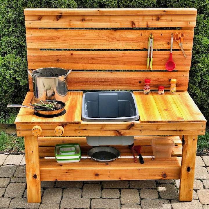 Make Your Own Mud Kitchen