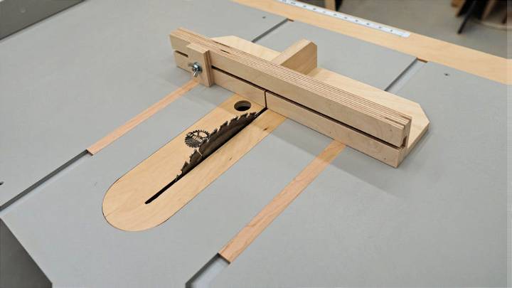 DIY Mini Table Saw Sled