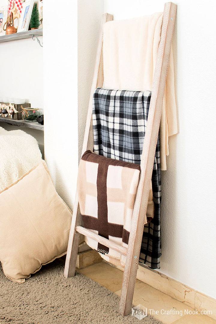 Making a Rustic Blanket Ladder Under $15