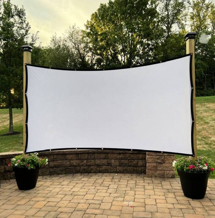 DIY Outdoor Movie Screen