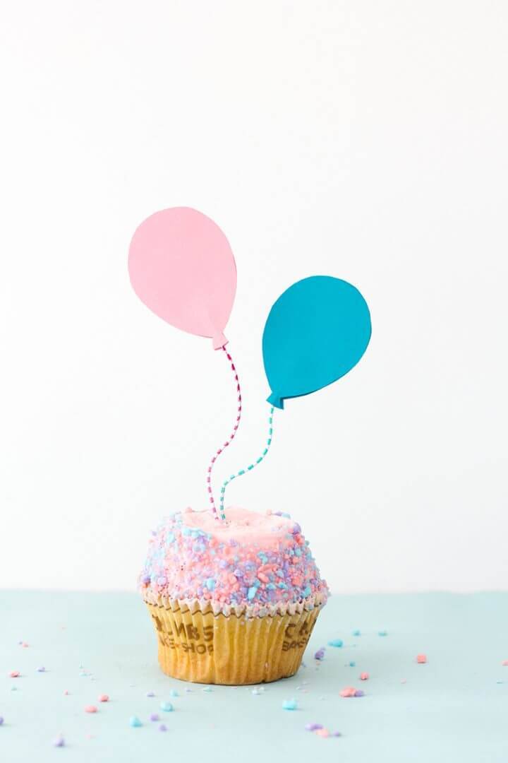 Quick DIY Balloon Cupcake Toppers