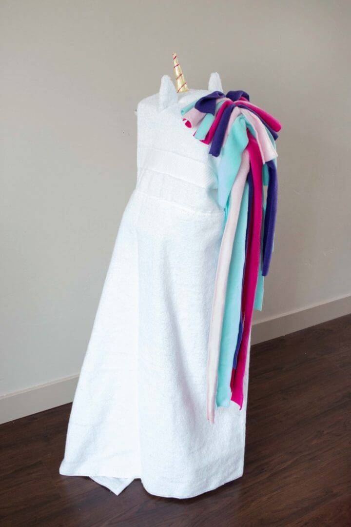 Unicorn Hooded Bath Towel